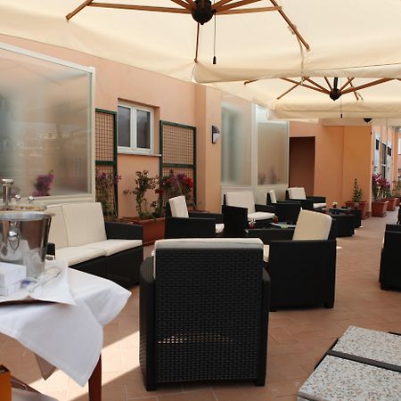 Augusta Lucilla Palace Rome Exterior photo